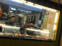 -余杨鸭鸭餐厅