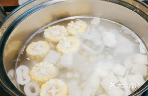 Special Bamboo Shoot Coconut Chicken