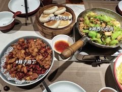 -湘西小馆(滨河路店)