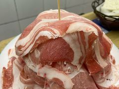 -洞庭洲·防空洞火锅·铜锅涮肉·烧烤(新百广场店)