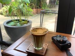 靠窗位-Metal hands·铁手咖啡