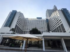 -曼谷湄南河畔华美达广场酒店