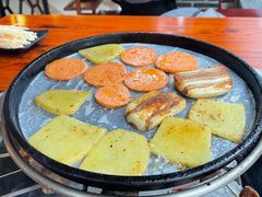 -炭虎子水浒烤肉(梦时代店)