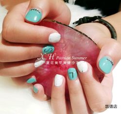 -夏花美甲美睫