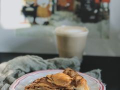 -Pie Bird(新闸路店)