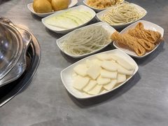 -光头药膳鸡(莱茵小镇店)