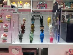 -泡泡玛特POPMART(蓝色港湾店)
