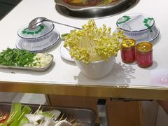 -李记称盘牛杂串串(广厦店)