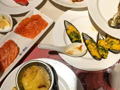 -四海一家自助餐(益田假日广场店)