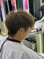 -藤野造型烫发染发