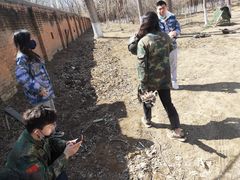 -亲兄弟真人CS团建拓展基地