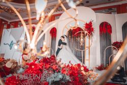 -拉瑞娜LaReine婚纱礼服高级定制