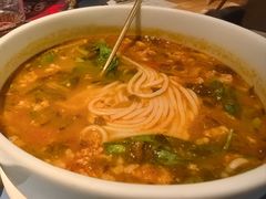 腾冲小锅米线-一坐一忘云南菜(嘉里中心店)