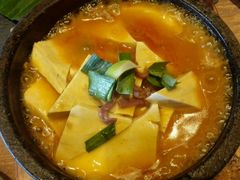 -云海肴·汽锅鸡·云南菜(天山百盛优客店)