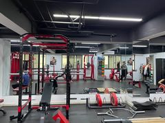 -坚果健身24小时工作室(定西路店)