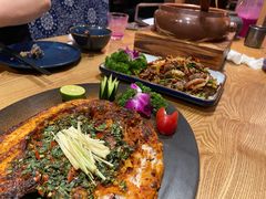 香茅草烤罗非鱼-麦麦山云南菜(复地活力城店)