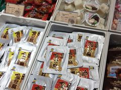 -来伊份(金港大道二店)