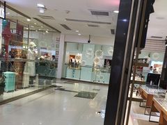 -鸿通城购物中心