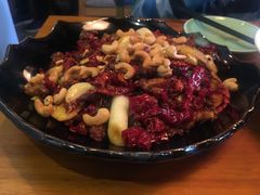 果仁辣子鸡-疆Jiang·新疆秘制料理