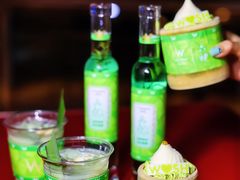 -池畔酒吧 WET Bar