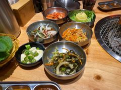 -极简·炭火烤肉主题餐厅·龙虾烧烤·烤羊排(宝龙店)