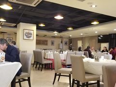 大堂-金杏·粘卷子 烤鸭 农家菜