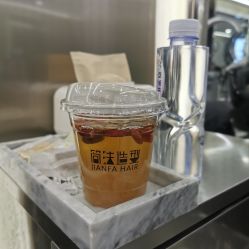 -简法造型·品牌形象店