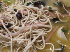 鸡汁干丝-八张桌子(老店)
