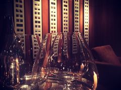 餐具摆设-非常时髦餐厅VUE Restaurant(外滩茂悦大酒店)