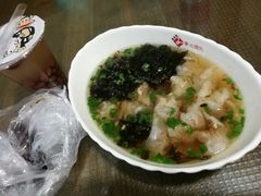 -街头顶黄记馄饨王(中山中路店)