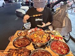 -鱿遍天下·20年夜宵地标大排档(东风路店)