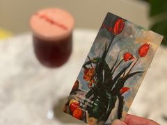 花瓶中里的郁金香-théATRE 茶聚场(王府中環店)