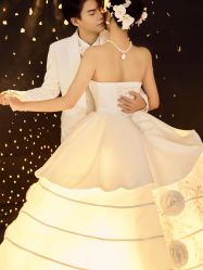 -芭莎视觉婚纱摄影(花溪店)