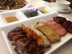 烧腊拼盘-和平馆·地道港澳茶餐厅(西门口店)