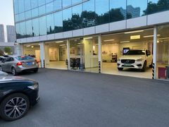 -杭州中沃沃尔沃4S店(滨江区店)