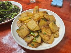 -芦茨金富饭庄·25年老字号·专做稻草鸡