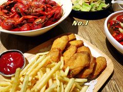 -叶派龙虾•招牌香辣蟹·海鲜(中海国际店)