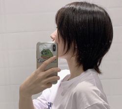 -V HAIR SALON造型
