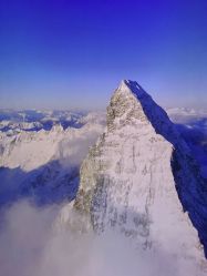 -翱翔飞越地平线