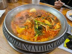 -喇喇排骨火锅·传统韩式脊骨汤(望京西园总店)