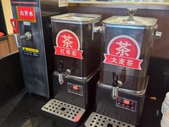 -顺溜·手工刀削面·黑金店(铜锣湾店)