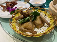 -万山楼海鲜酒家·二十三年老字号