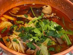 -成都你六姐·牛肉冒菜·麻辣香锅(长泰广场店)