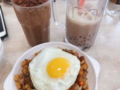 免冶猪肉饭-喜莲咖啡