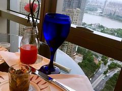 -广州富力丽思卡尔顿酒店