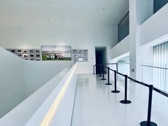 -罗红摄影艺术馆