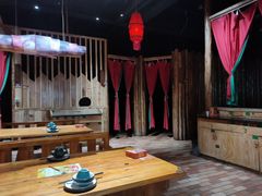 -老滇山寨•云南特色菜•地方菜•民族风情歌舞表演(金碧店)