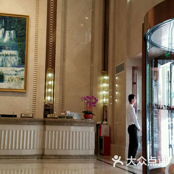虹桥云峰宾馆中餐厅