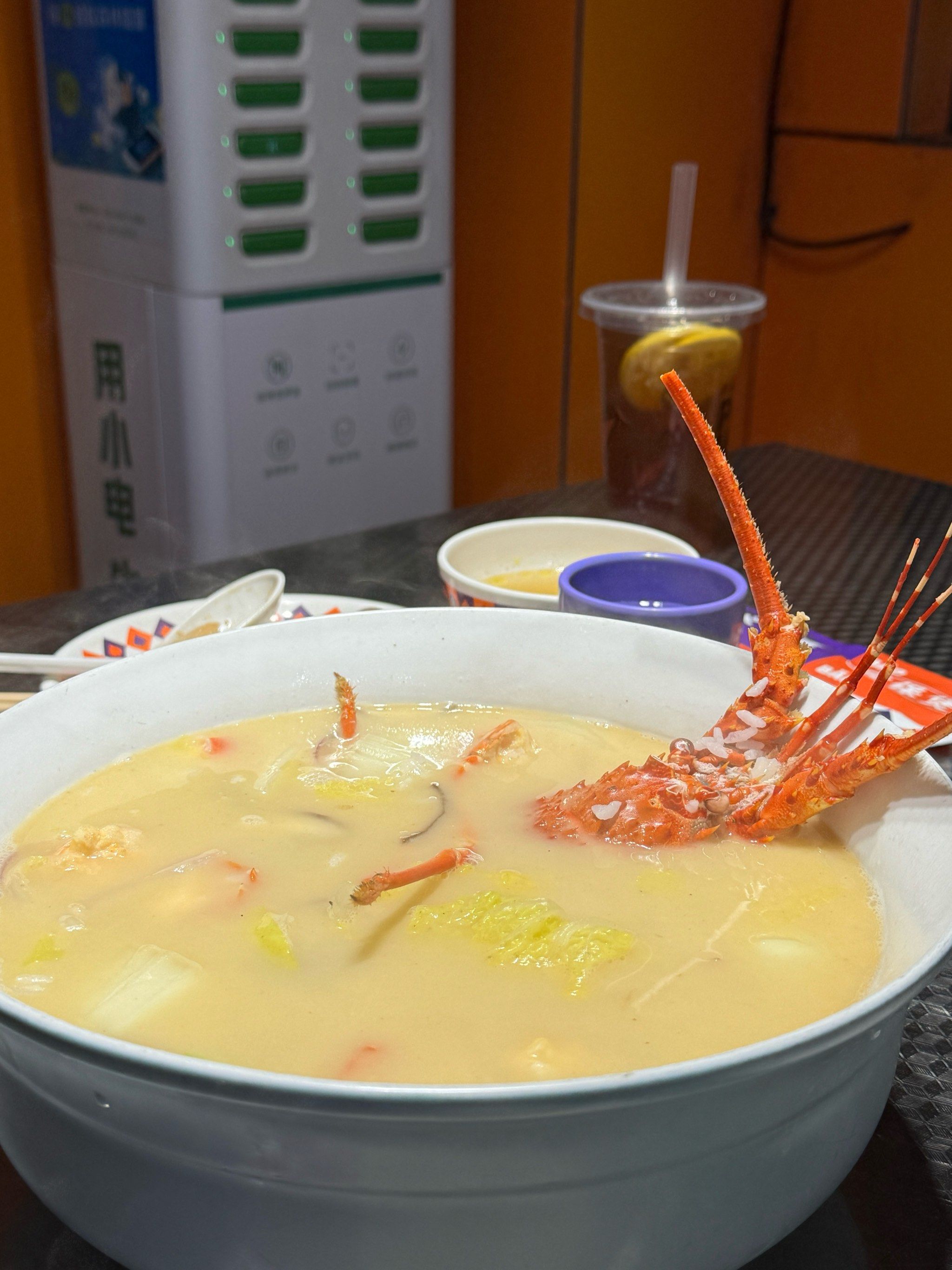 龙虾汤泡饭 非常好吃的小青龙 味道很好