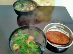 -京陵鸭血粉丝汤(景德路店)